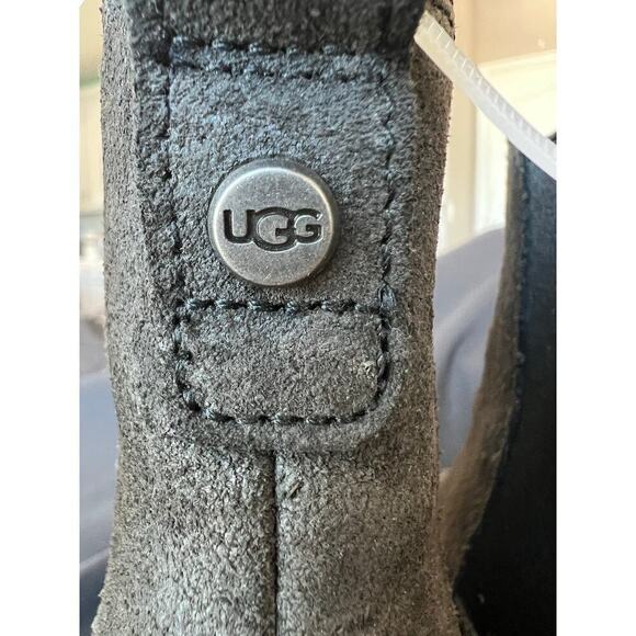 UGG Pax Wedge Bootie, Size 7, Charcoal, Waterproof - Picture 9 of 9